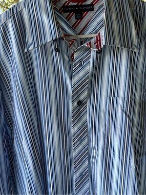 Tommy Hilfiger Men’s Blue and White Striped Button-Up Shirt with Red Accent